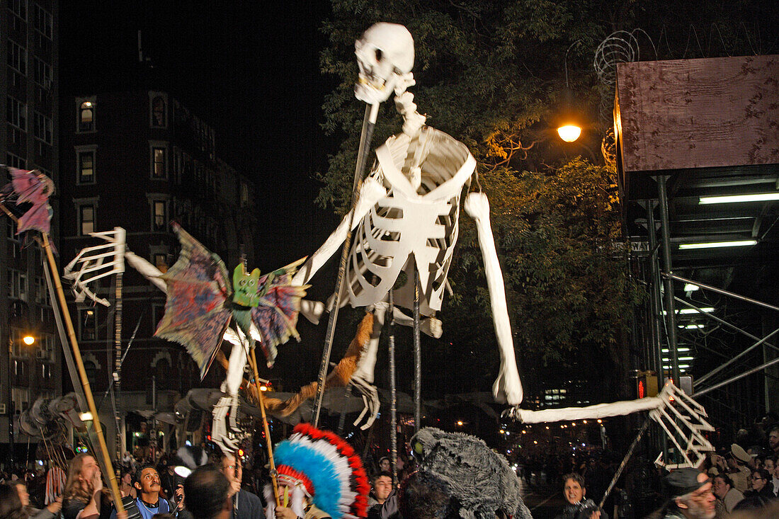 Halloween Parade auf der 5th Avenue, Manhattan, New York City, USA
