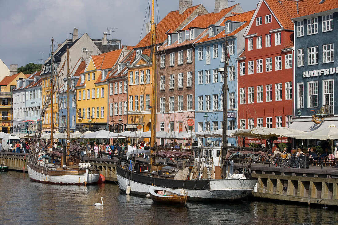 Boote am Nyhavn-Kanal, Nyhavn, Kopenhagen, Dänemark, Skandinavien, Europa