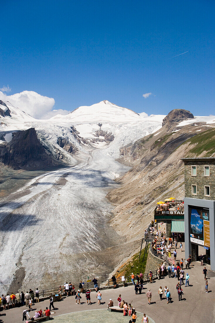 View over Franz Josephs Höhe (2369 m) to Pasterze glacier (the biggest glacier of Austria) and Großglockner (3798 m, highest mountain of Austria), Carinthia, Austria