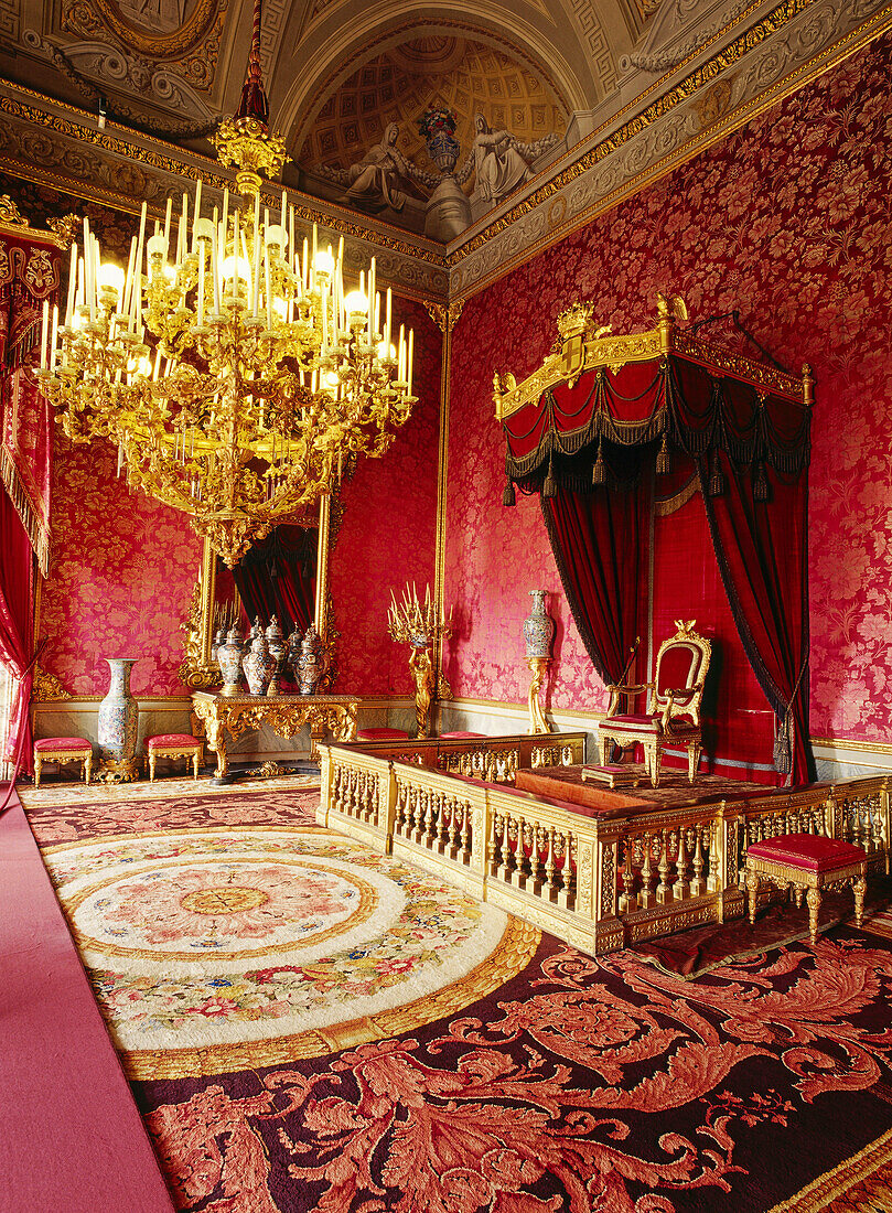 Throne room, Appartamenti Reali, Palazzo Pitti, Florence, Tuscany, Italy