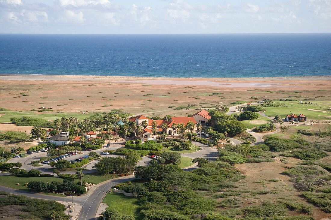 Luftaufnahme vom Clubhaus des Tierra del Sol Golfplatz, Aruba, ABC-Inseln, Niederländische Antillen, Karibik