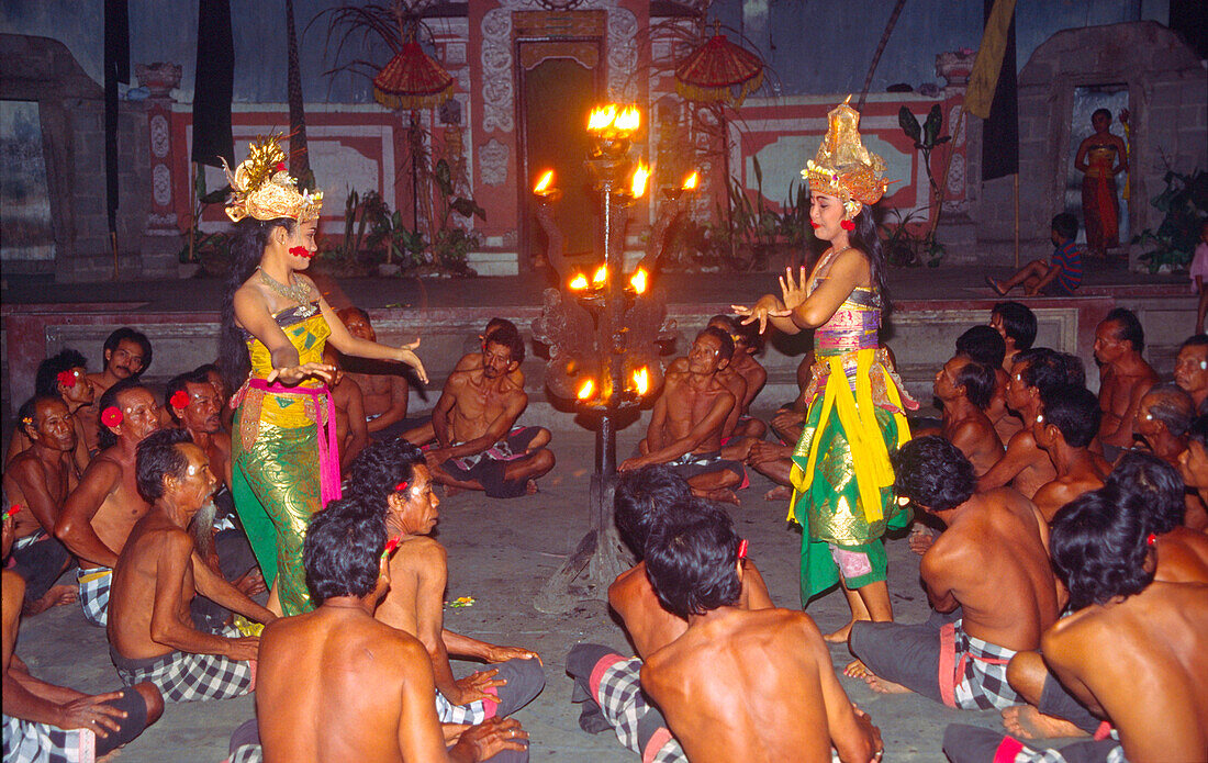 Keczak Dance, Ubud, Bali, Indonesia