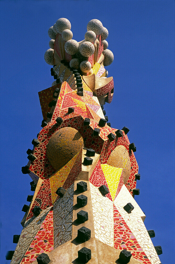 Sagrada Famlia by Gaudi,Tower,Pinacles