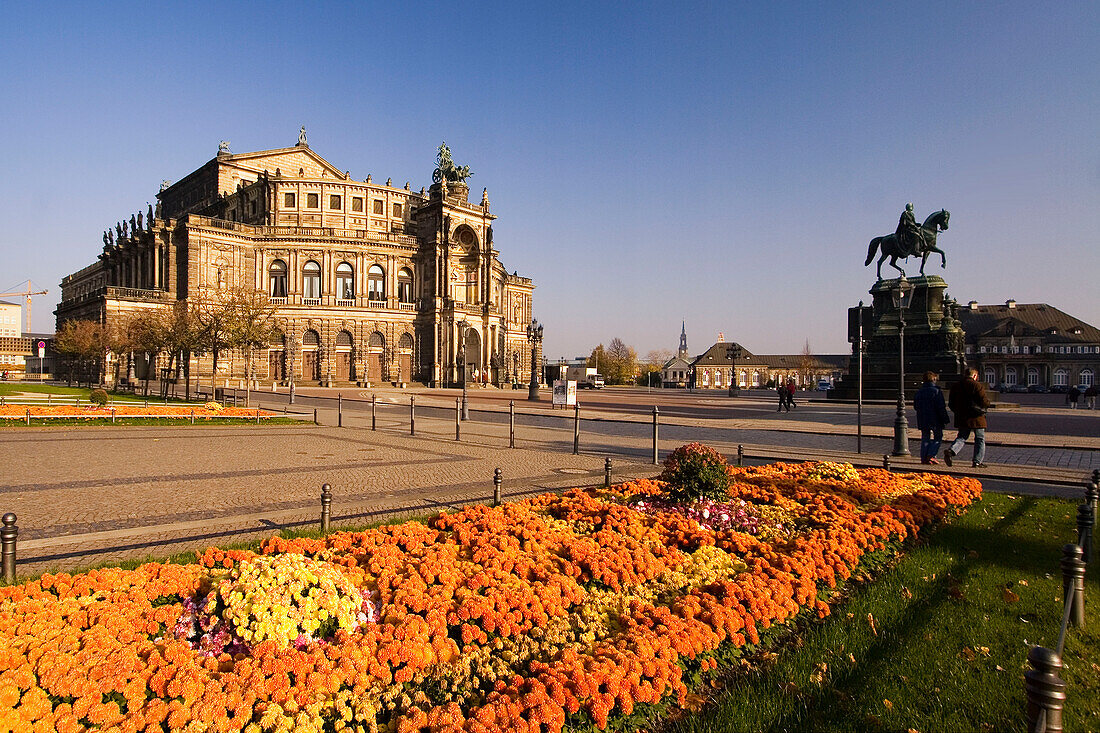 Theaterplatz, sächsiches Opernhaus, Sachsen, Dresden