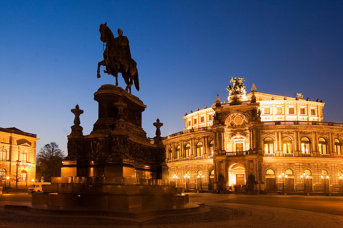 Dresden, theatre square, semper opera house, equestrian statue, twilight