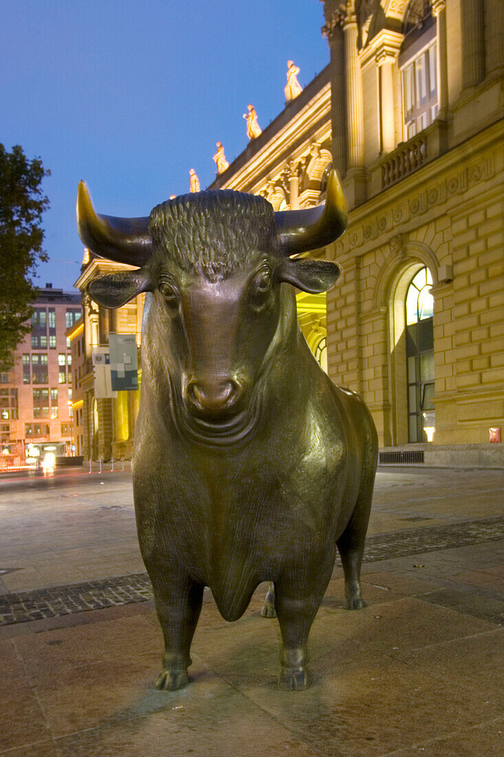 Germany, Frankfurt, stock exchange, bull and bear , twilight