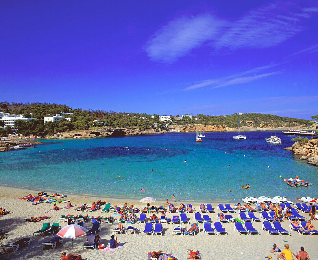 Spanien, Balearen, Ibiza, Cala Portinatx, beach