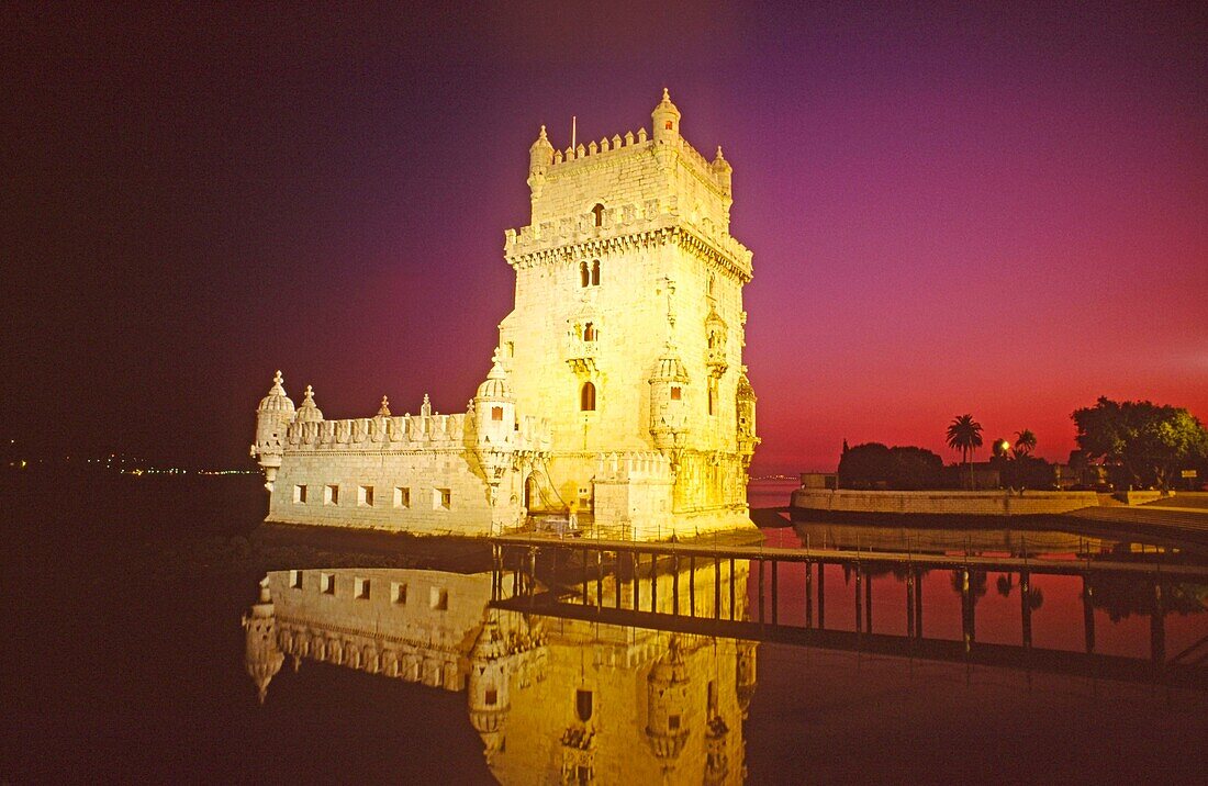 Portugal, Lisbon, Torre  Belem, dusk