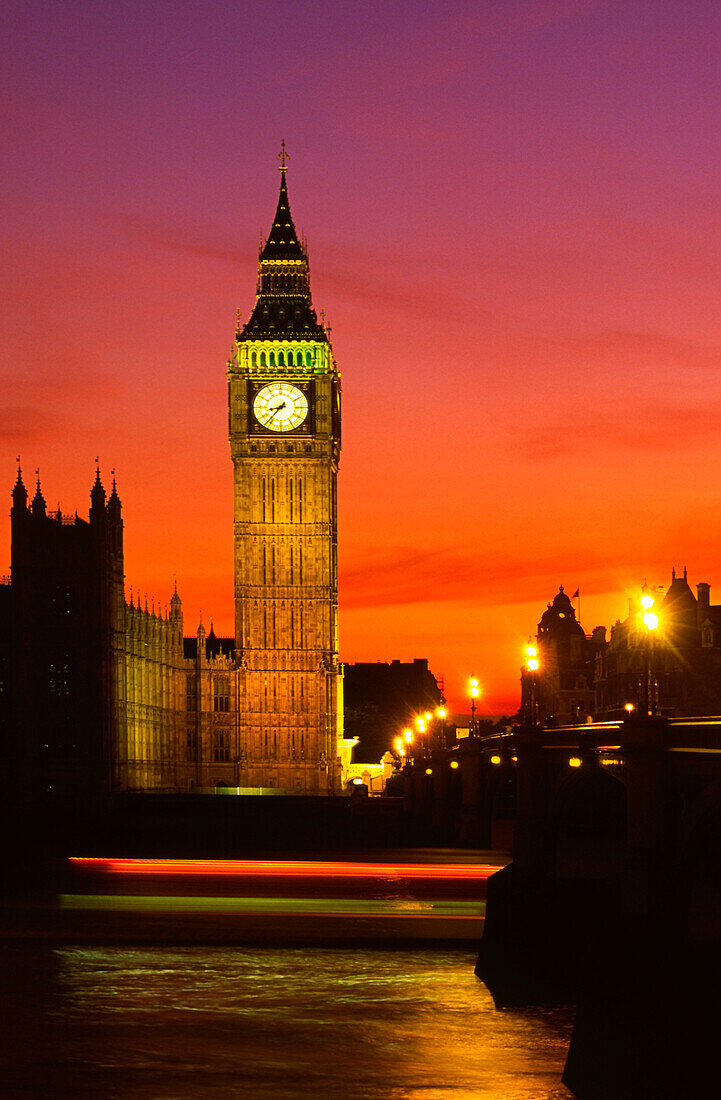 England, London, Big Ben, Houses of Parliament, dusk