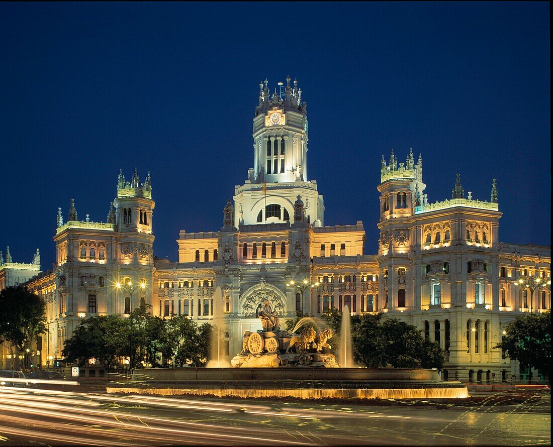 Madrid, Plaza La Cibeles, Brunnen, im Hintergrund Hauptpost