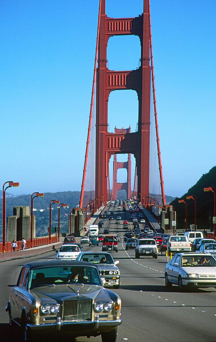 California San Francisco goln gate bridge traffic Rolls Rocse