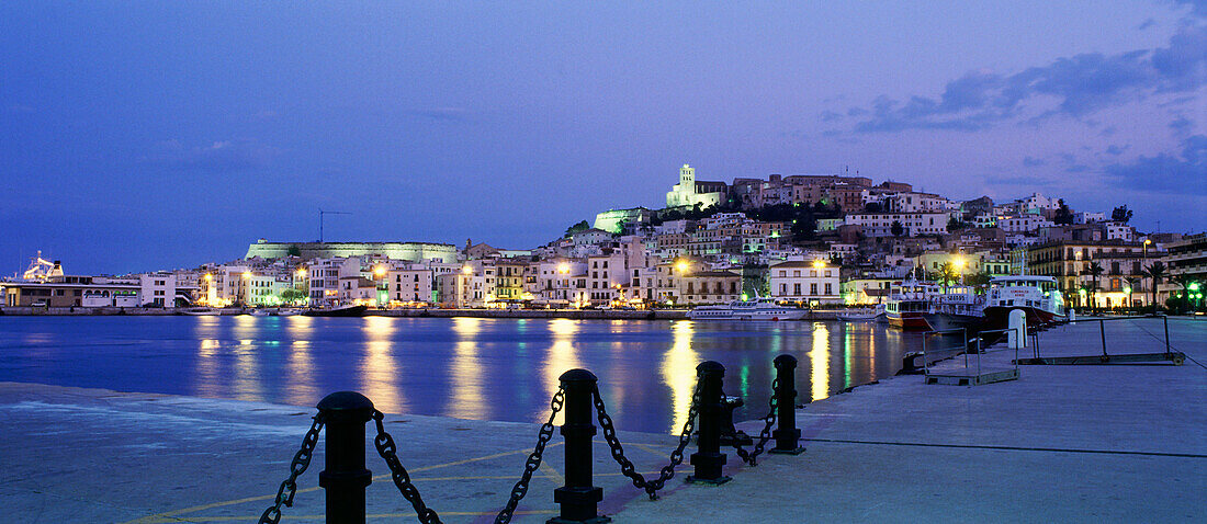 Ibiza Stadt, Altstadt und Hafen, Ibiza, Balearen, Spanien