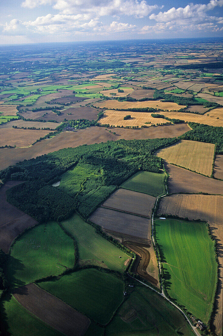 Flug über Norddeutsche Tiefebene, Niedersachsen, Deutschland