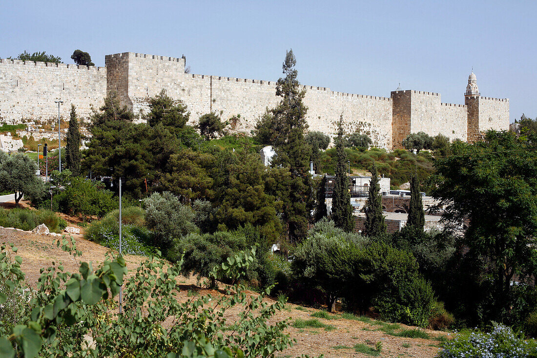 View of the old city wall, Jerusalem, Israel