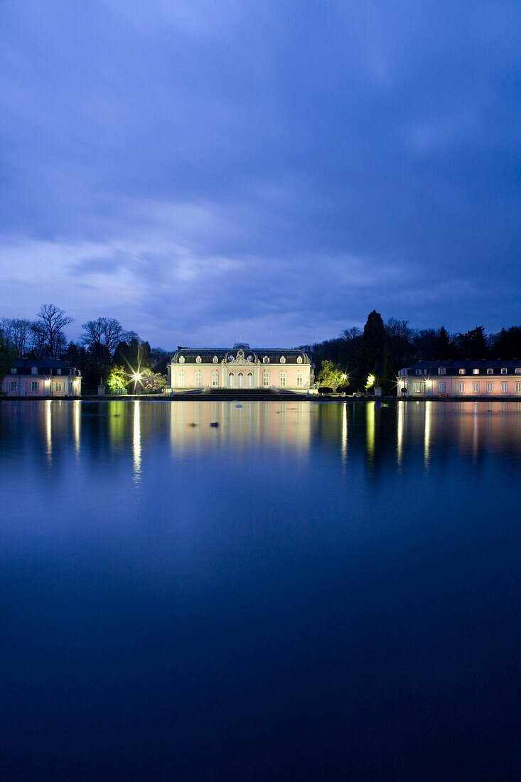 Schloß Benrath, Düsseldorf, Landeshauptstadt von NRW, Nordrhein-Westfalen, Deutschland