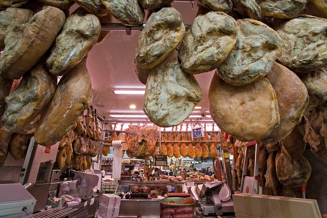 Mercado Central, Markthalle, Käse und Serrano Schinken, Valencia