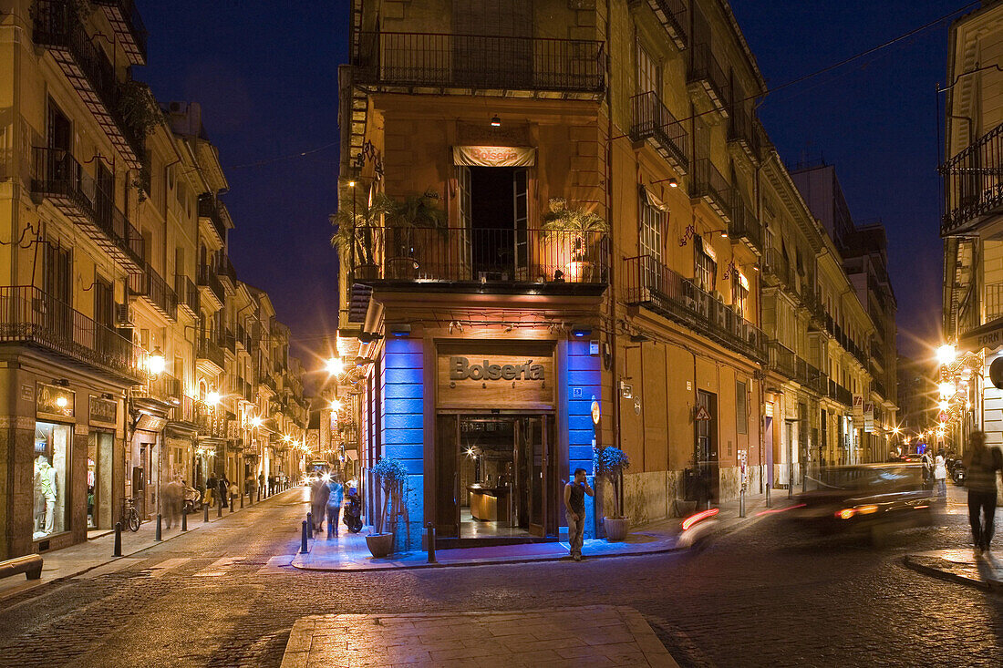 Bolseria Cafe, Plaza del Tossal, old town, evening, Valencia, Spain