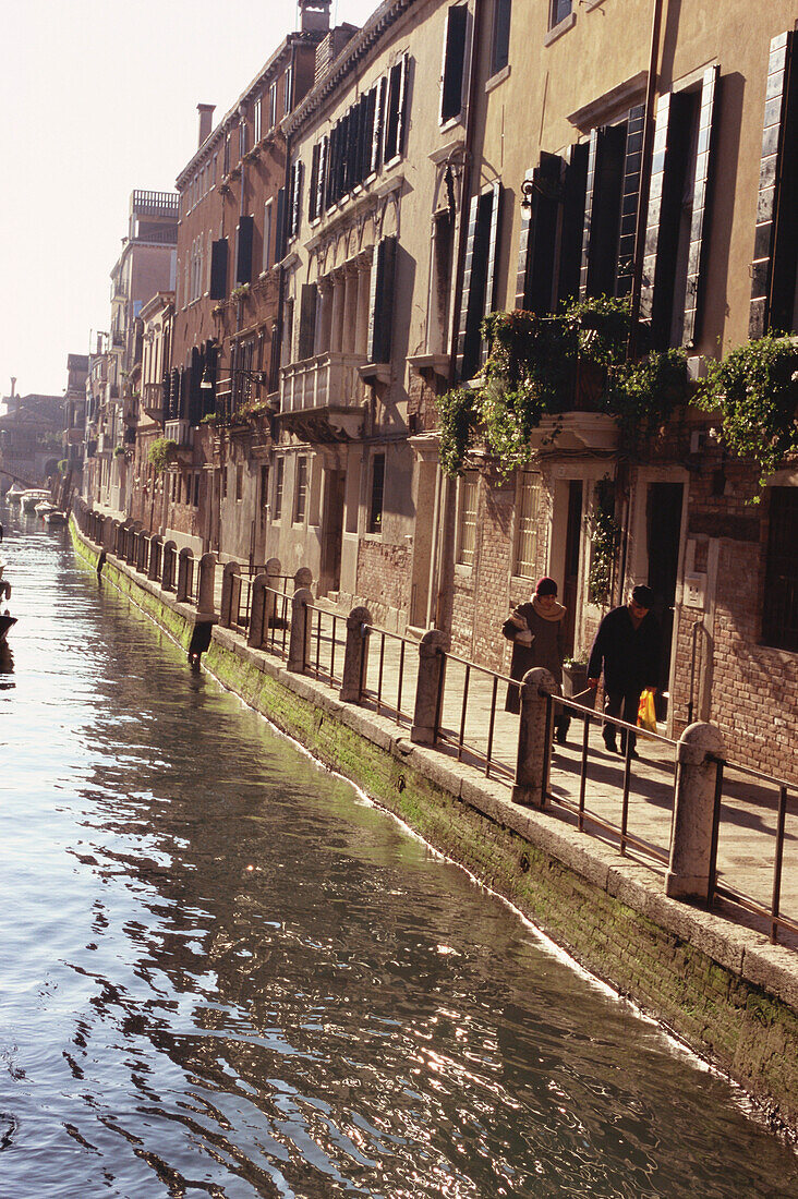 Kanal im Dorsoduro, Venedig, Italien