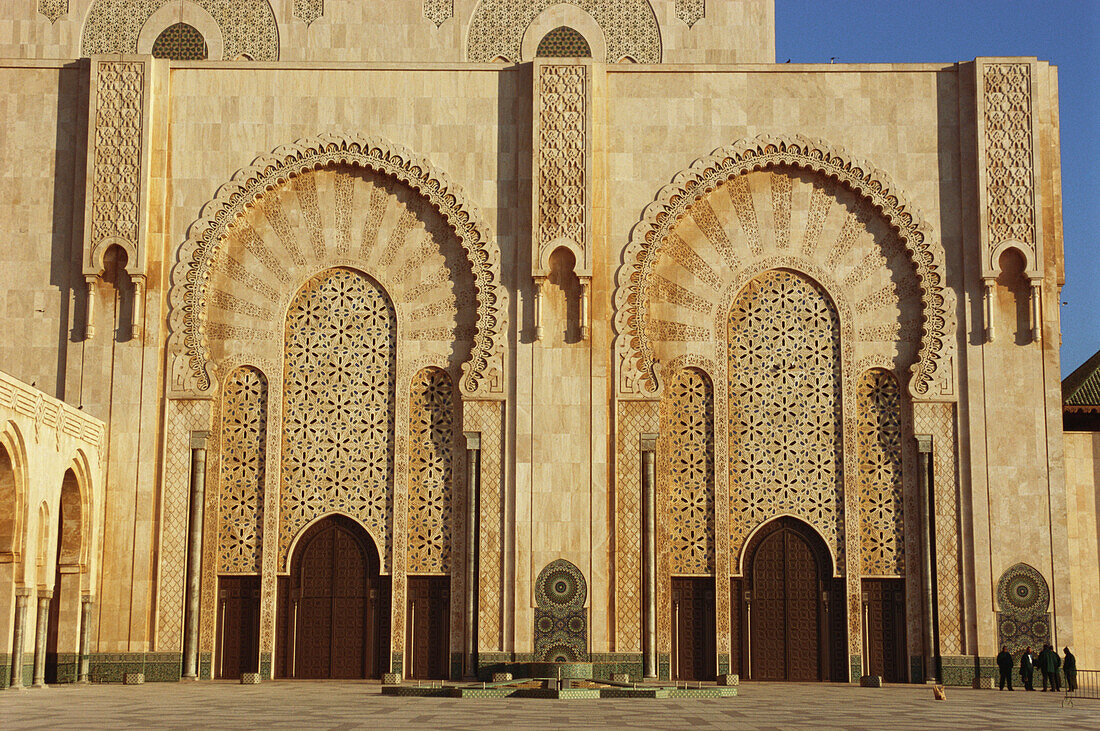 Facade, Hassan II Mosque, Casablanca, Marocco, Africa