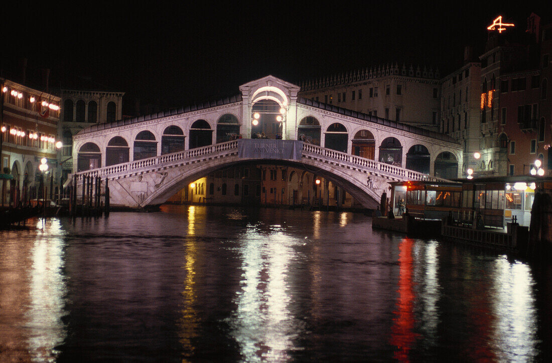 Rialto Bridge on the Grand Canal, Venice, Italy