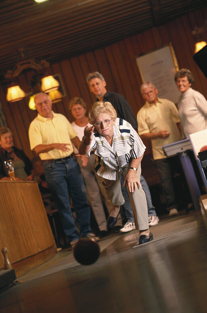Senior citizens bowling, Hobby