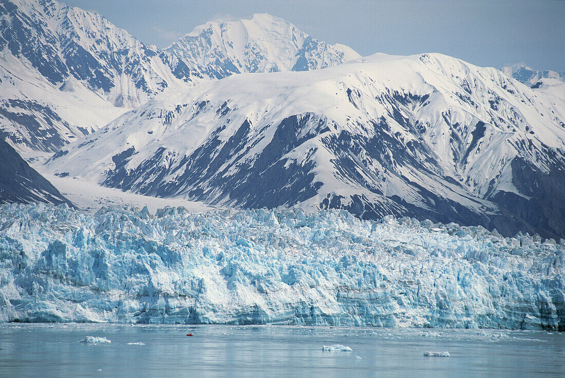 Hubbard Glacier in Glacier Bay, Alaska, USA