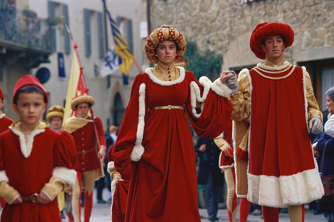 Trachtenumzug Sagra del Tordo, Historisches Stadtfest, Montalcino, Toskana, Italien