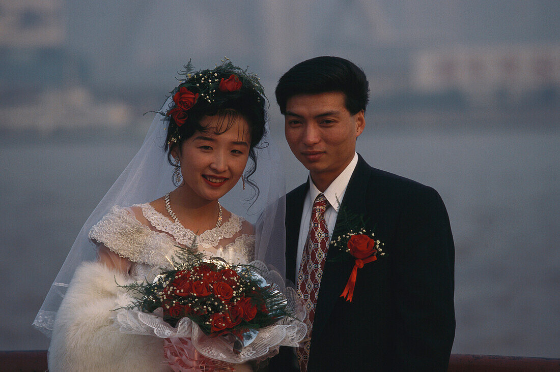 Bridal couple, bride and groom, Shanghai, China