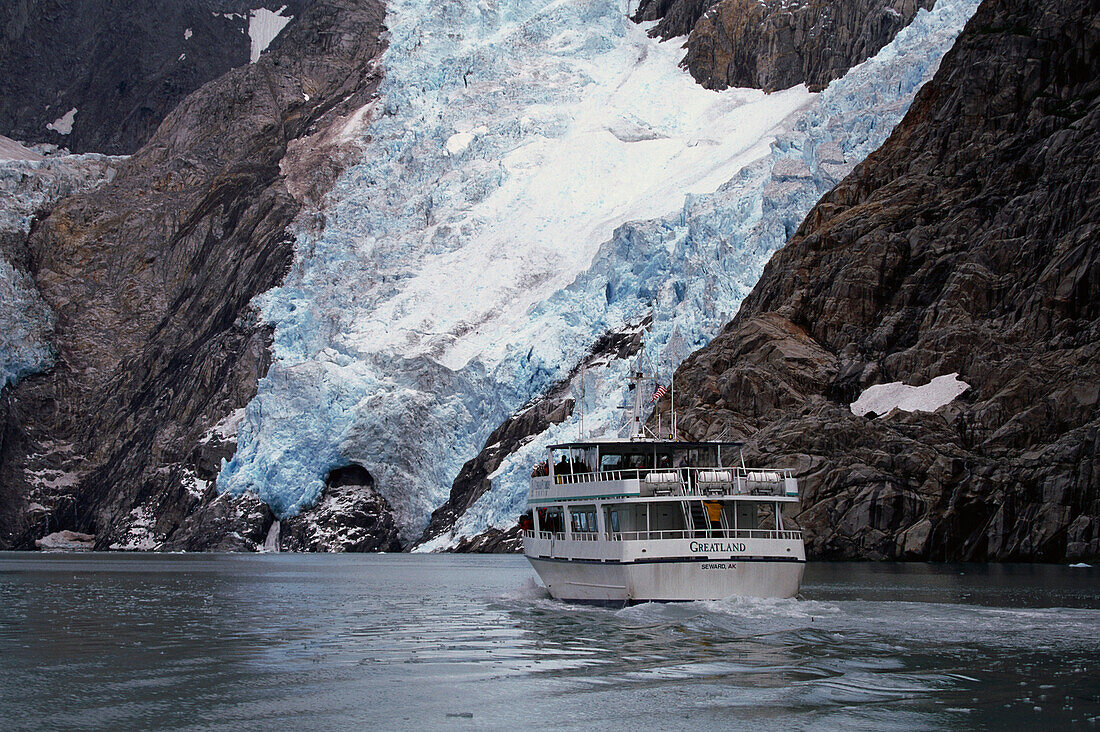 A tourist boat at the Northwest Glacier, Katmai National Park, Alaska, USA