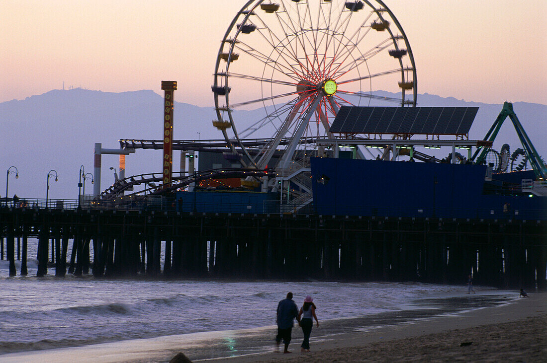 Santa Monica Pier at sun set, Santa Monica, L.A., Los Angeles, California, USA