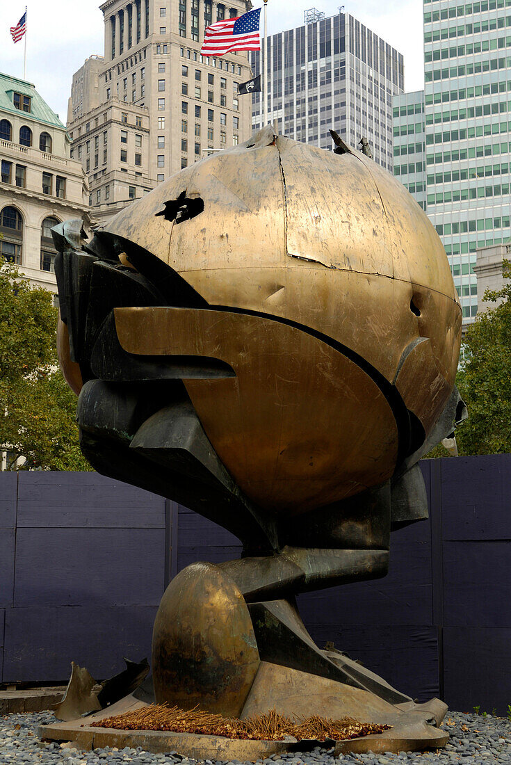 The Sphere, Skulptur Fritz König in Battery Park, Ground Zero, New York City, New York, USA