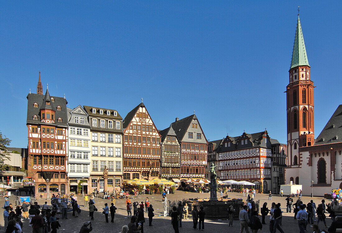 View of the Town Hall Square, Roemerberg with Roemer, Frankfurt, Hesse, Germany
