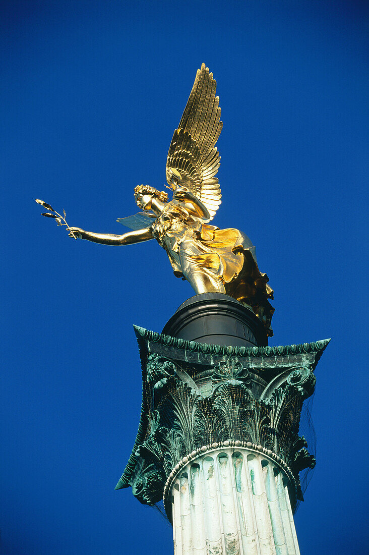 Friedensengel monument, Bavaria, Munich, Germany