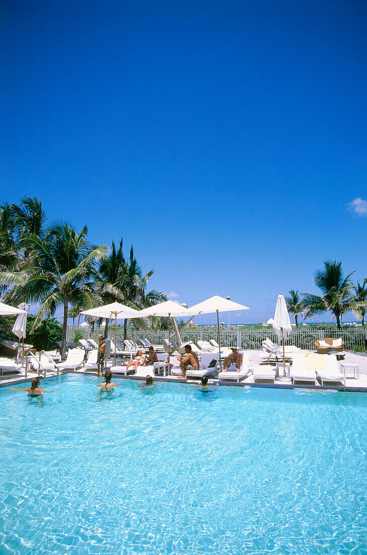 Swimming Pool, Hotel Sagamore, South Beach, Miami, Florida, USA