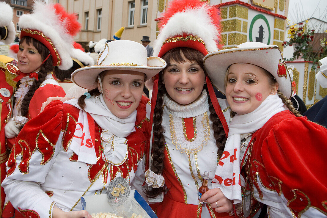 Funnkenmariechen bei Fuldaer Rosenmontagsumzug, Fulda, Rhön, Hessen, Deutschland, Europa