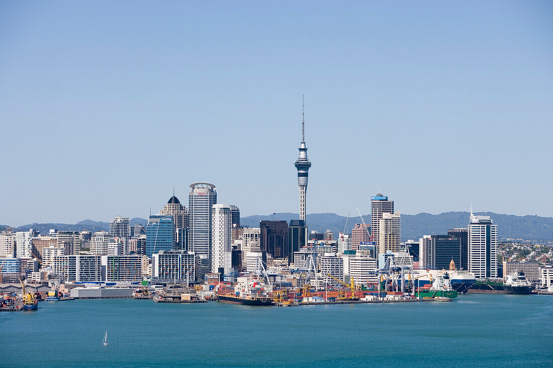 Auckland Skyline, View from Mt. Victoria, Devonport, Auckland, North Island, New Zealand