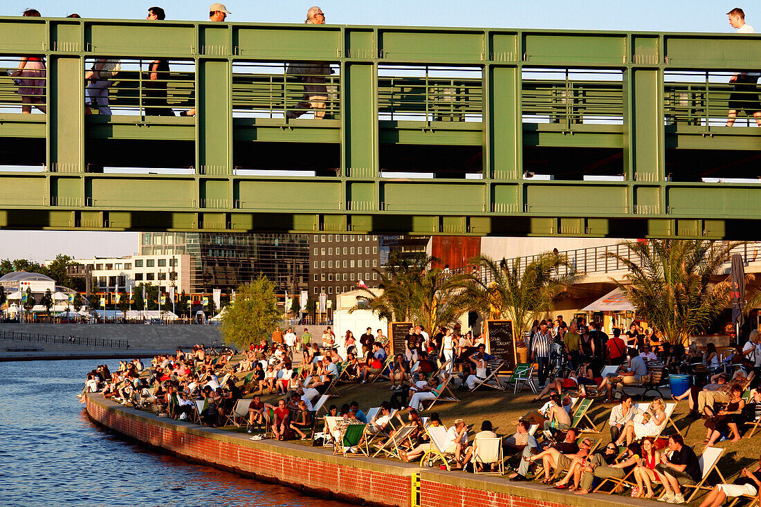 Strandbar an der Spree, Berlin, Deutschland