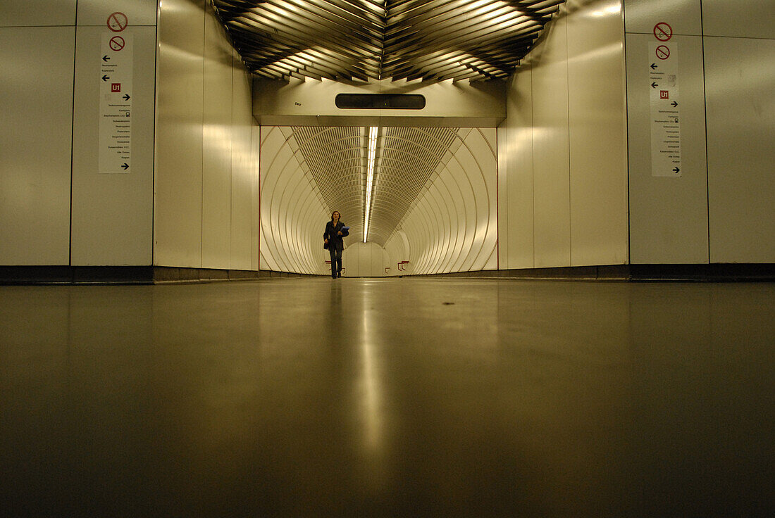 U-Bahnstation, Wien, Österreich