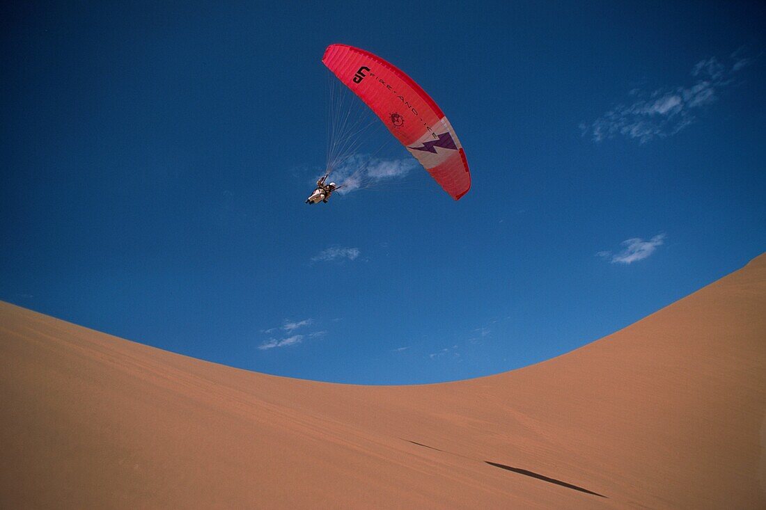 Parachuting, Bitterwasser, Namibia
