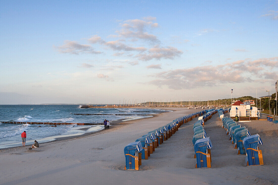 Beach, Kuehlungsborn, Baltic Sea, Mecklenburg-Western Pomerania, Germany