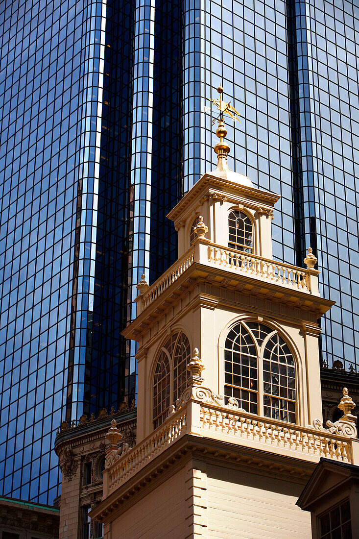 Old State House and Exchange Place, Boston, Massachusetts, USA