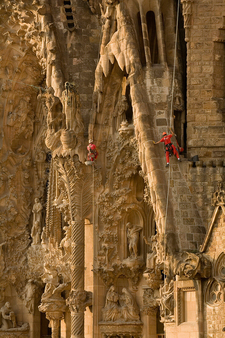 La Sagrada Familia, Antonio Gaudi, modernism, Eixample, Barcelona, Spain