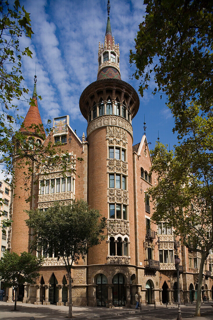 Casa Terrades, Avinguda Diagonal, modernism, Puig i Cadafalch, Eixample, Barcelona, Spain