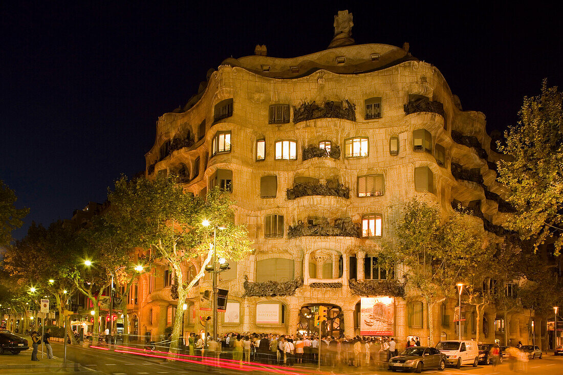 Casa Mila, La Pedrera, Architekt Antoni Gaudi, der Moderne, Passeig de Gracia, Eixample, Barcelona, Katalonien, Spanien