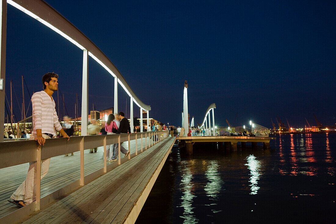 bridge to Maremagnum shopping center, Port Vell, harbour, Ciutat Vella, Barcelona, Spain