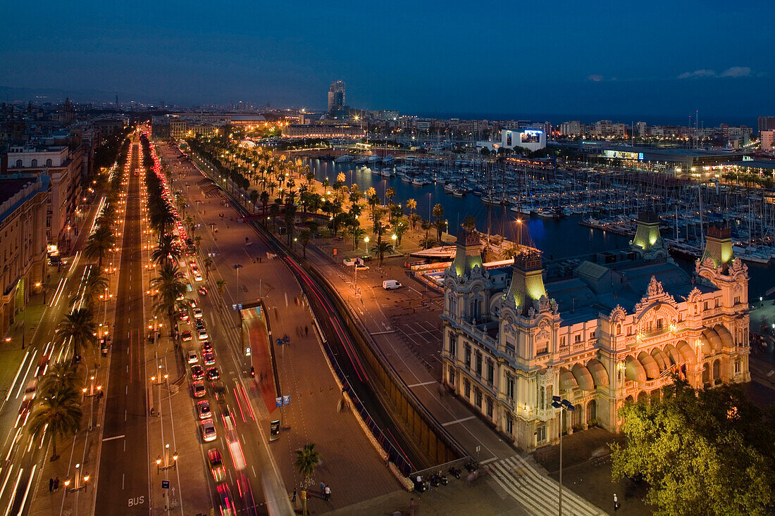 Passeig de Colom, Mol de la Fusta, stattliches Gebäude des Port de Barcelona, Hafen, Port Vell, alter Hafen, Ciutat Vella, Barcelona, Katalonien, Spanien