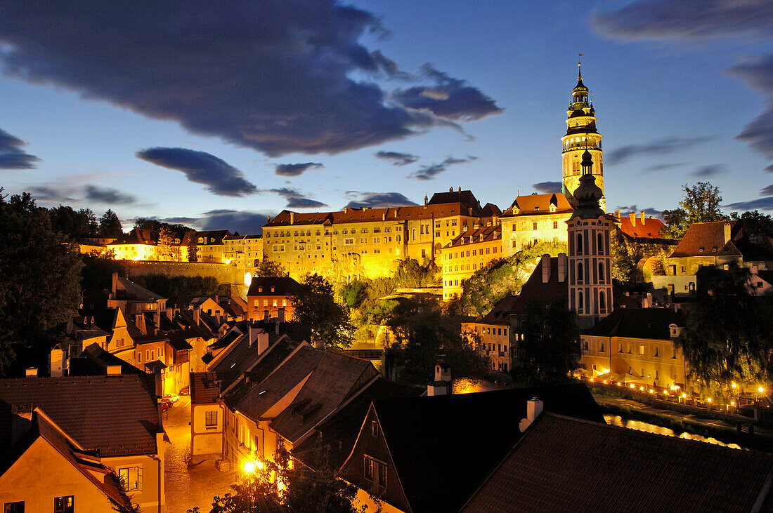 Prospect of castle and church St. Jodokus, Cesky Krumlov, Krumau, Czech Republic