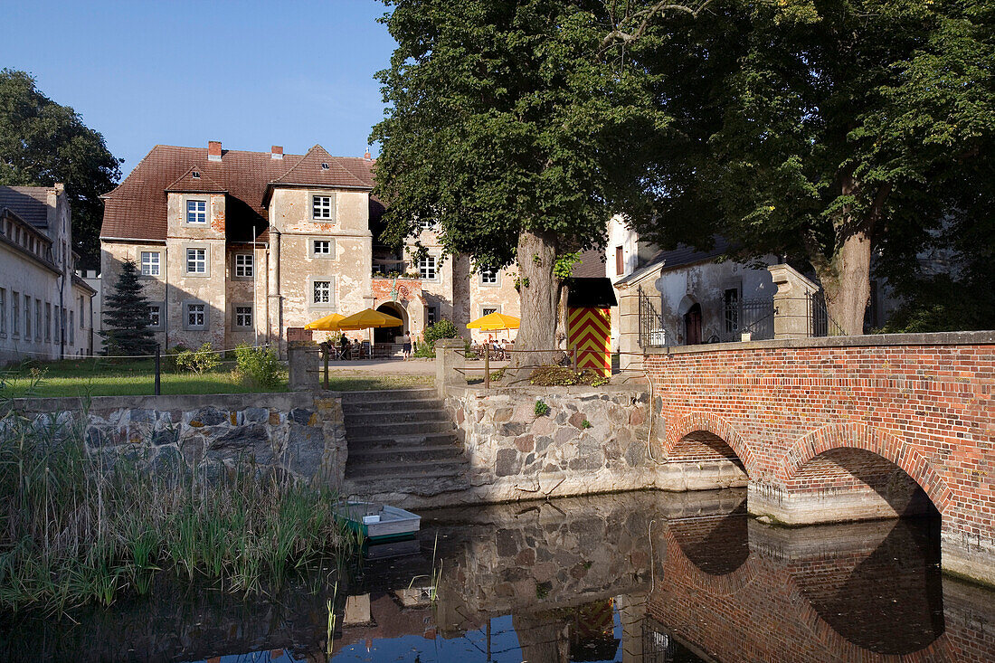 Moated Castle, Restaurant, Mellenthin, Usedom, Baltic Sea, Mecklenburg-Western Pomerania, Germany