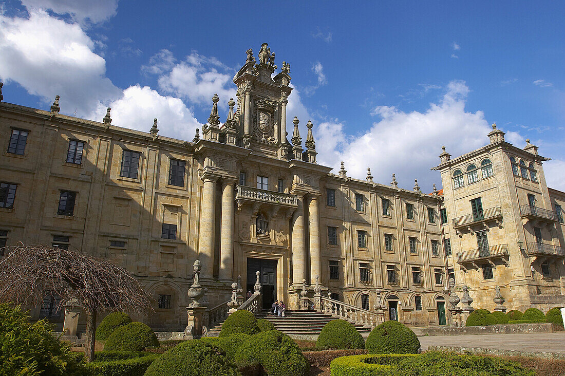 Barock-building with St. Martin in the gable, Mosteiro de San Martíno Pinario, Praza da Inmaculada, Santiago de Compostela, Galicia, Spain