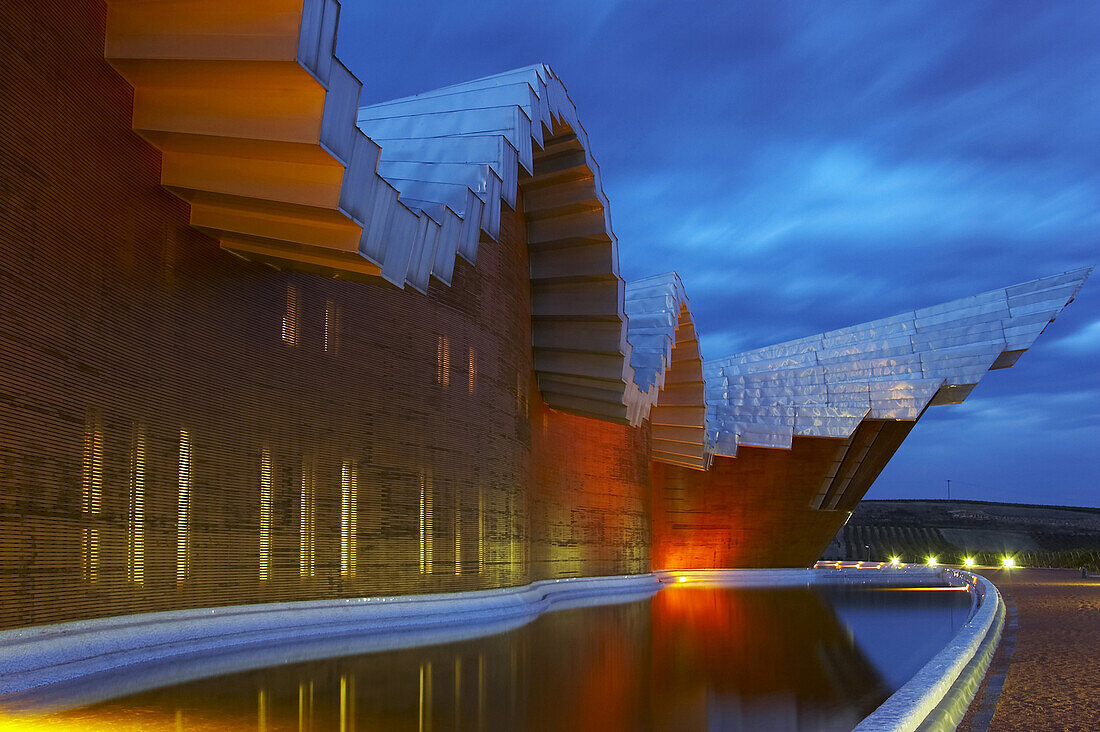 Bodegas Ysios from architect Santiago Calatrava in the evening, near Laguardia, Pais Vasco, Euskadi, Spain